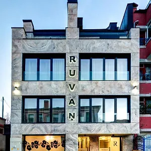 https://hotel-burgas-8000-94.primorskohotels.com